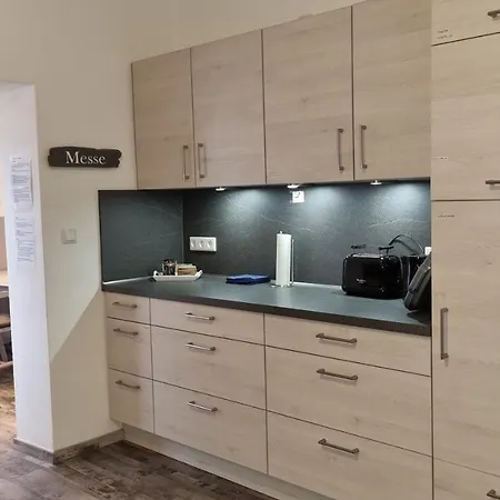 Likedeeler شقة بوركم